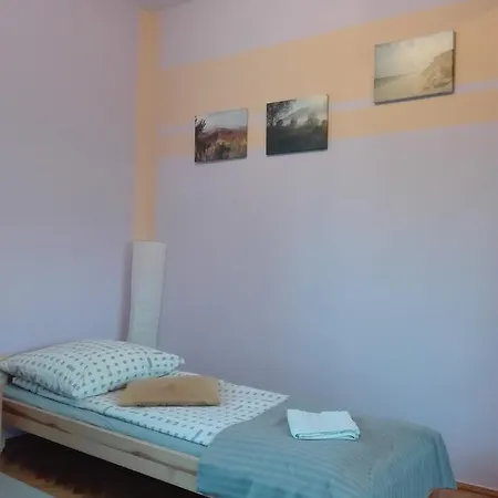 Willanow Hostel